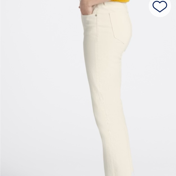 Vigoss Women's Stevie Off White Straight Leg Crop Jeans - Picture 4 of 10